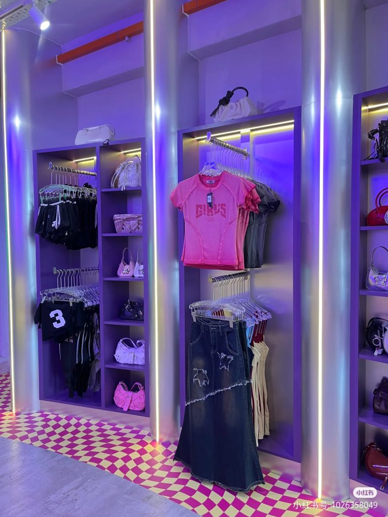 ideal shop for y2k girlies