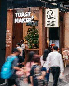toast maker entrance